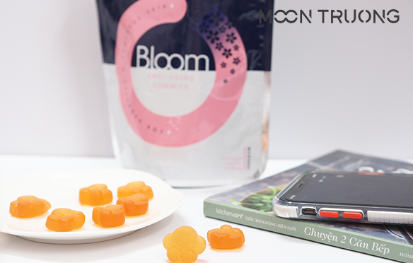 review-sakura-bloom-anti-aging-collagen-gummies