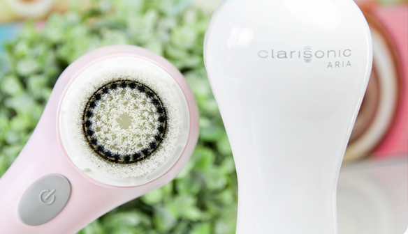 5-li-do-ban-can-so-huu-1-may-rua-mat-clarisonic-ngay-hom-nay