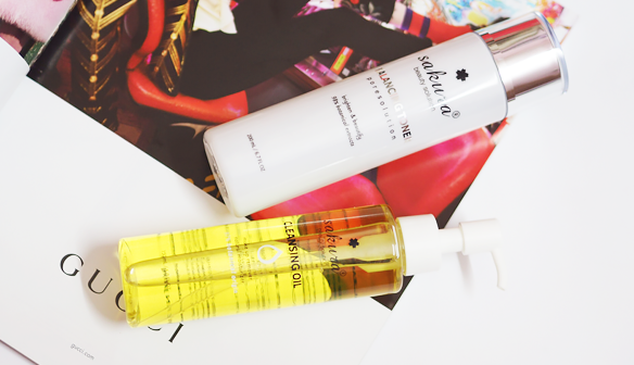 review-dau-tay-trang-sakura-cleansing-oil