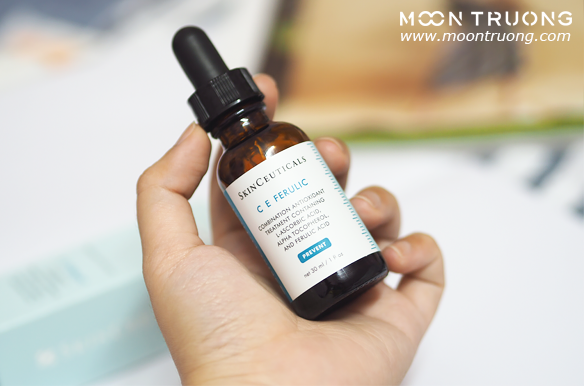 review-serum-chong-lao-hoa-duong-sang-da-skinceuticals-c-e-ferulic