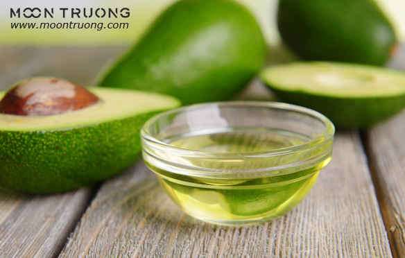 dung-bo-qua-dau-qua-bo-persea-gratissima-avocado-oil-trong-my-pham